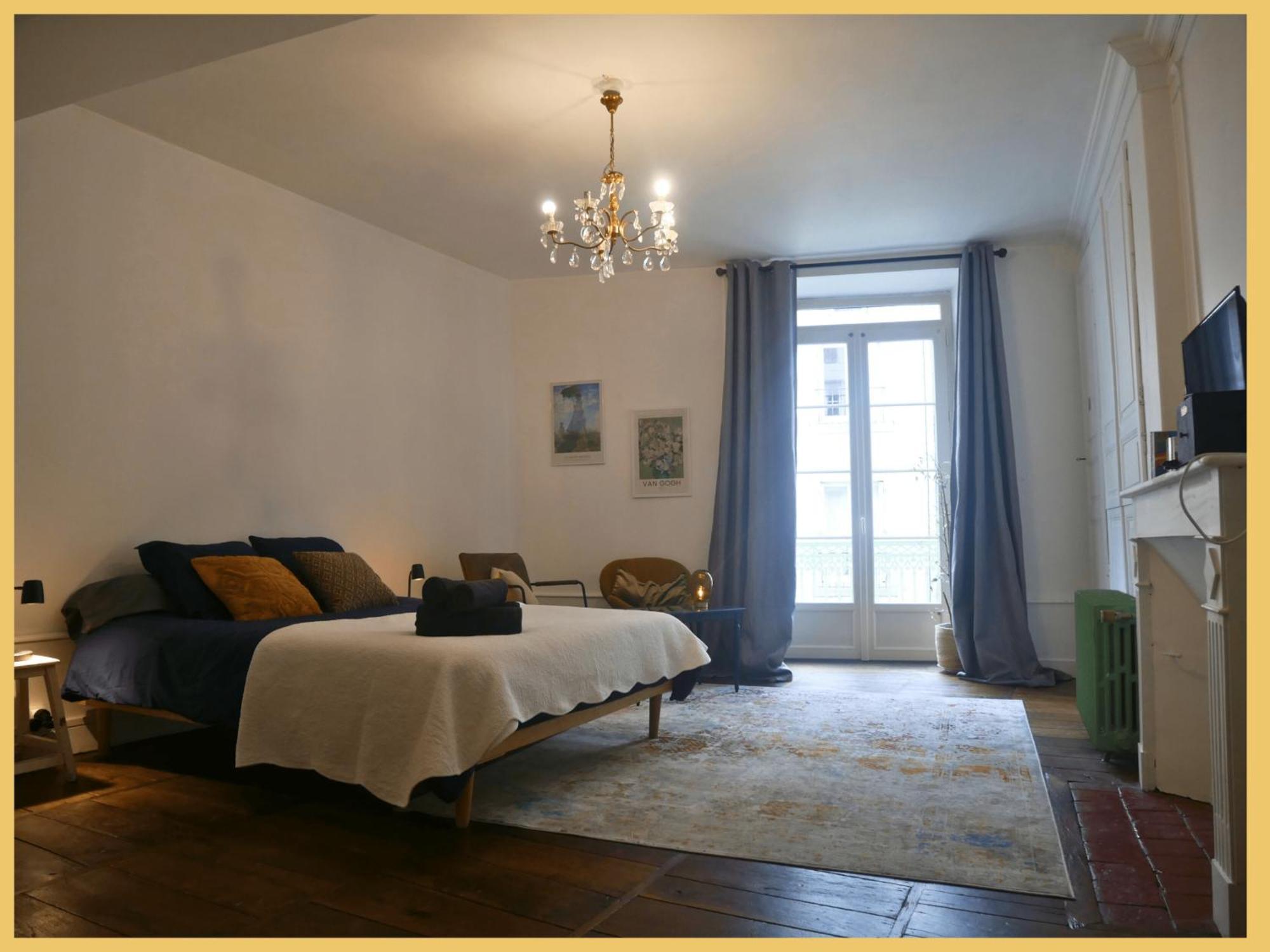 Les Suites De Bellac Exterior foto